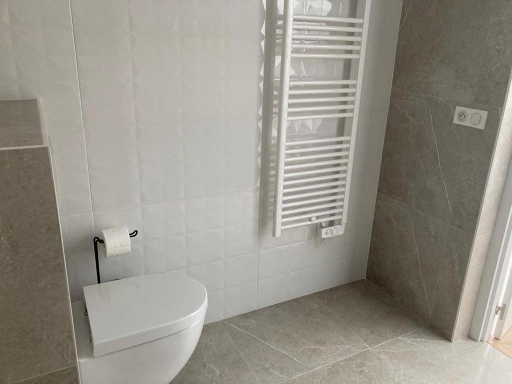Superbe Appartement T3 Au Centre Plage .Parking Hendaye Exterior photo
