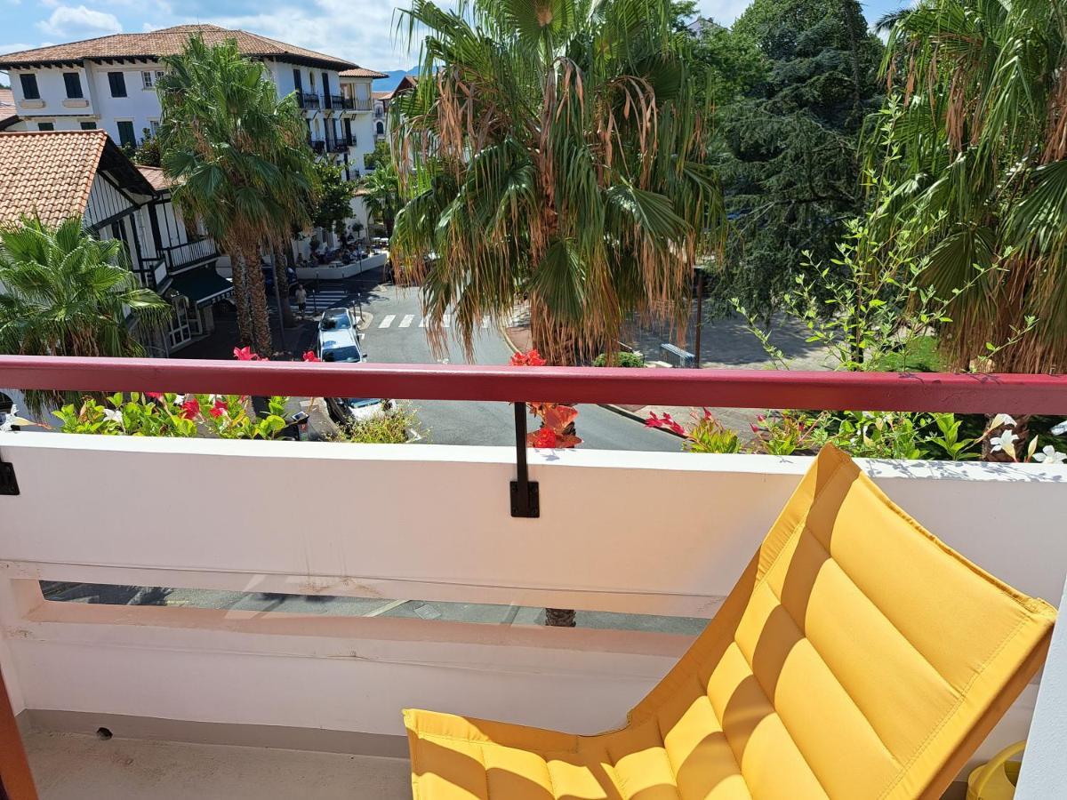 Superbe Appartement T3 Au Centre Plage .Parking Hendaye Exterior photo